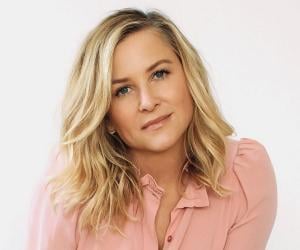 Jessica Capshaw Biography