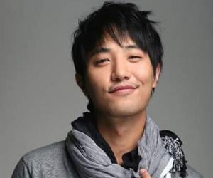 Jin Goo