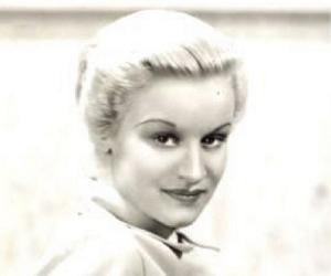 Joan Banks