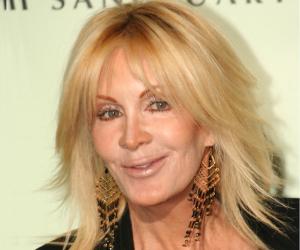 Joan Van Ark