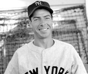 Joe DiMaggio Biography