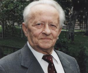 Jonas Kubilius Biography