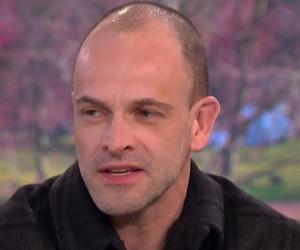 Jonny Lee Miller