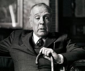 Jorge Luis Borges Biography