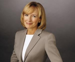 Judy Woodruff Biography