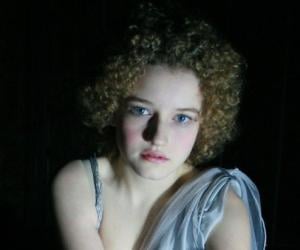 Julia Garner