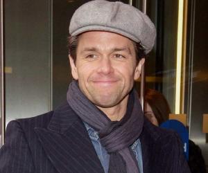 Julian Ovenden