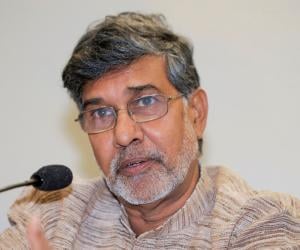 write a biography on kailash satyarthi