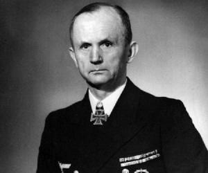 Karl Dönitz