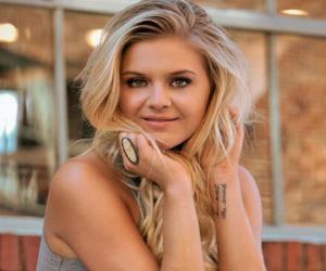 Kelsea Ballerini Biography