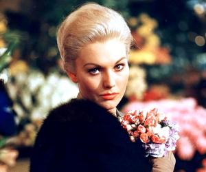 Kim Novak