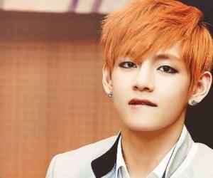 Kim Taehyung V Bio Facts Family Life Of South Korean Pop Singer