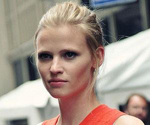 Lara Stone Biography