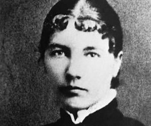 Laura Ingalls W... Biography