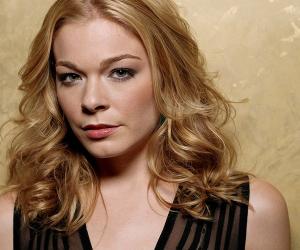 LeAnn Rimes Biography