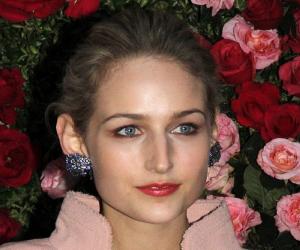 Leelee Sobieski