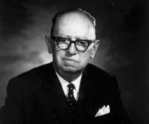 Leo Burnett Biography