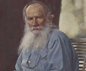 biography of leo tolstoy in english