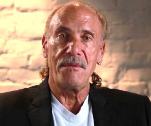 Les Gold Biography