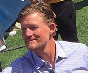 Les Snead