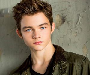 Levi Miller