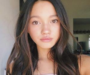 Lily Chee Biography