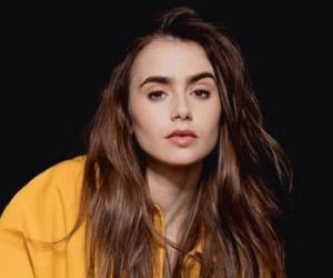 Lily Collins Biography