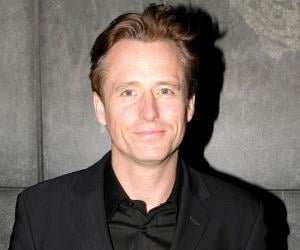 Linus Roache