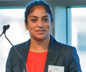 Lisa Sthalekar Biography