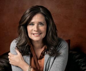 Lorraine Bracco Biography