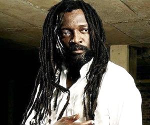 Lucky Dube