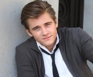 Luke Benward Biography