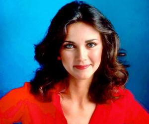 Lynda Carter Biography - Facts, Childhood, Family Life & Achievements