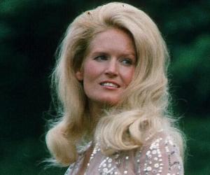 Lynn Anderson