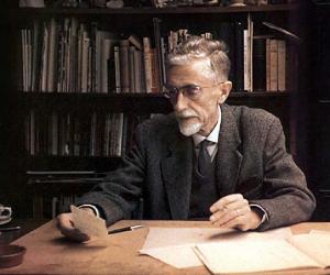 M. C. Escher Biography