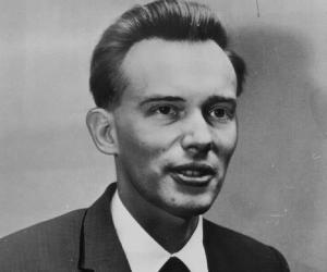 Malcolm Wilde Browne