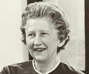 Margaret Farrar