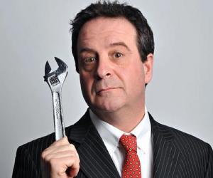 Mark Thomas Biography