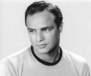 Marlon Brando Biography