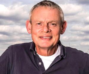 Martin Clunes