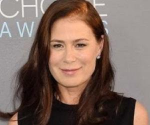 Maura Tierney