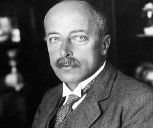 Max von Laue Biography