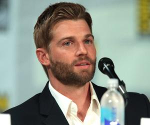 Mike Vogel