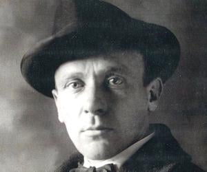 Mikhail Bulgakov Biography