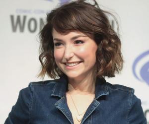 Milana Vayntrub Biography