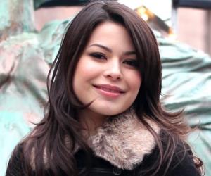 Miranda Cosgrove Biography