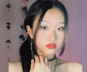 Miuka.povs Biography