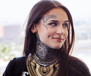 Monami Frost