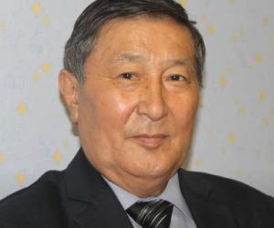 Mukar Cholponbayev