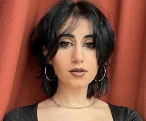 Naaz